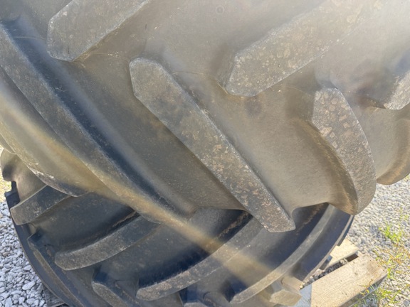 Photo of Michelin 650/65R38