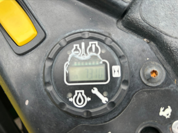 Used 2022 John Deere Z930M Zero Turn Mowers at Koenig Equipment in Franklin, IN - Photo8