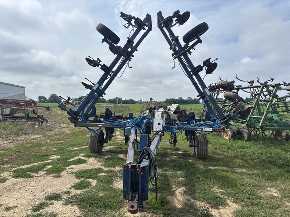 Used -- Blu Jet Landrunner Anhydrous Application at Koenig Equipment in Anna, OH - Photo1