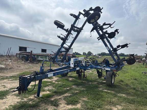Used -- Blu Jet Landrunner Anhydrous Application at Koenig Equipment in Anna, OH - Photo0