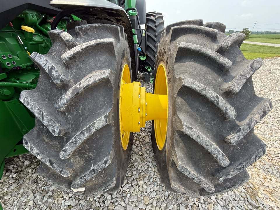 Used 2023 John Deere 8R 340 Row Crop Tractors at Koenig Equipment in Knightstown, IN - PhotoXL8