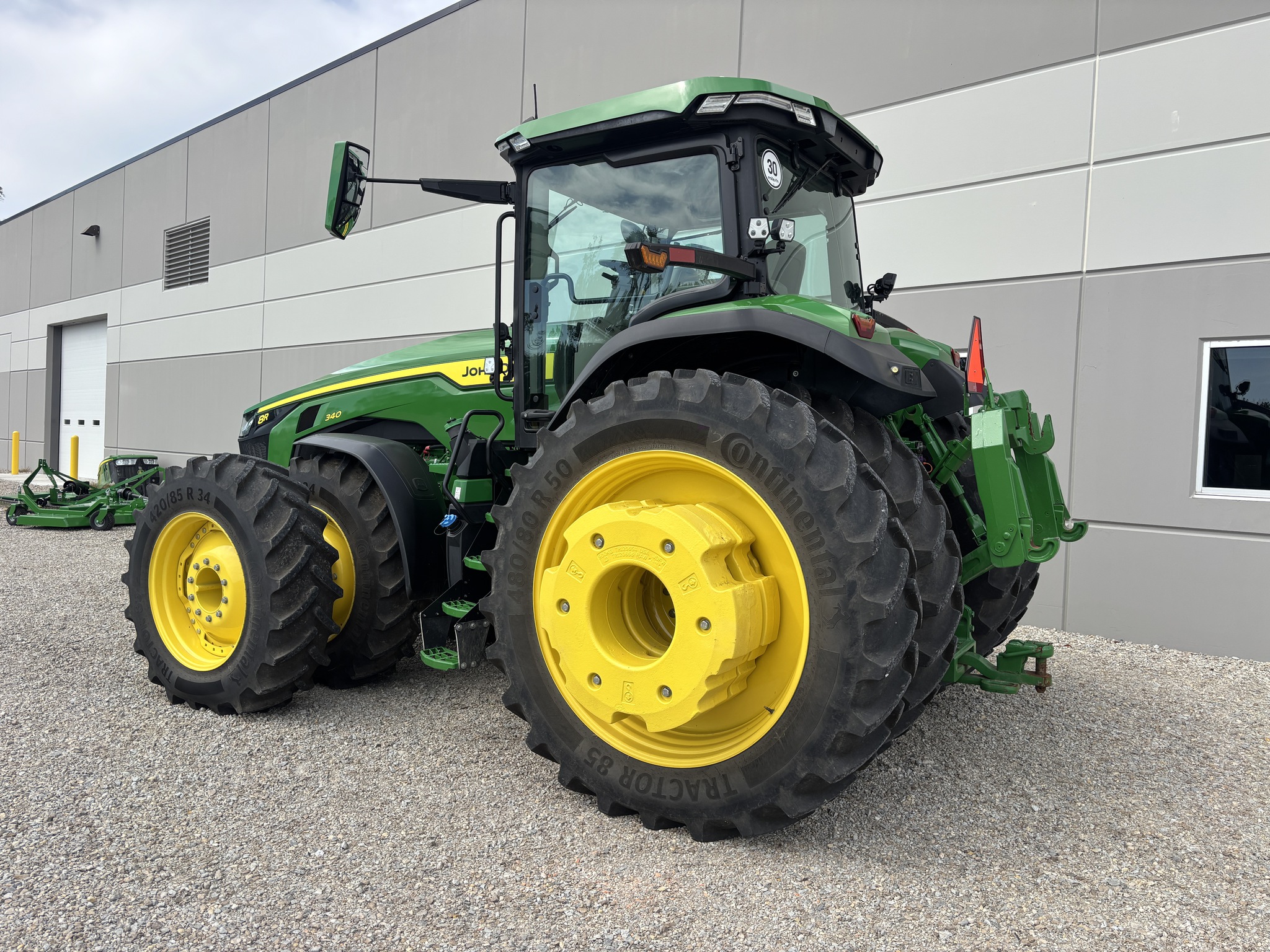 Used 2023 John Deere 8R 340 Row Crop Tractors at Koenig Equipment in Knightstown, IN - PhotoXL2