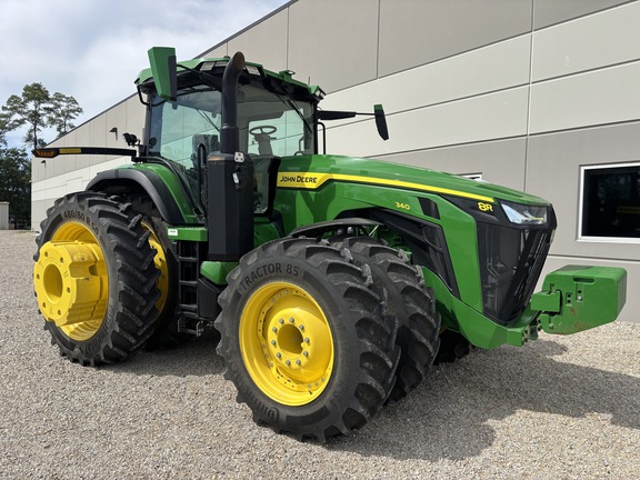 Used 2023 John Deere 8R 340 Row Crop Tractors at Koenig Equipment in Knightstown, IN - Photo6