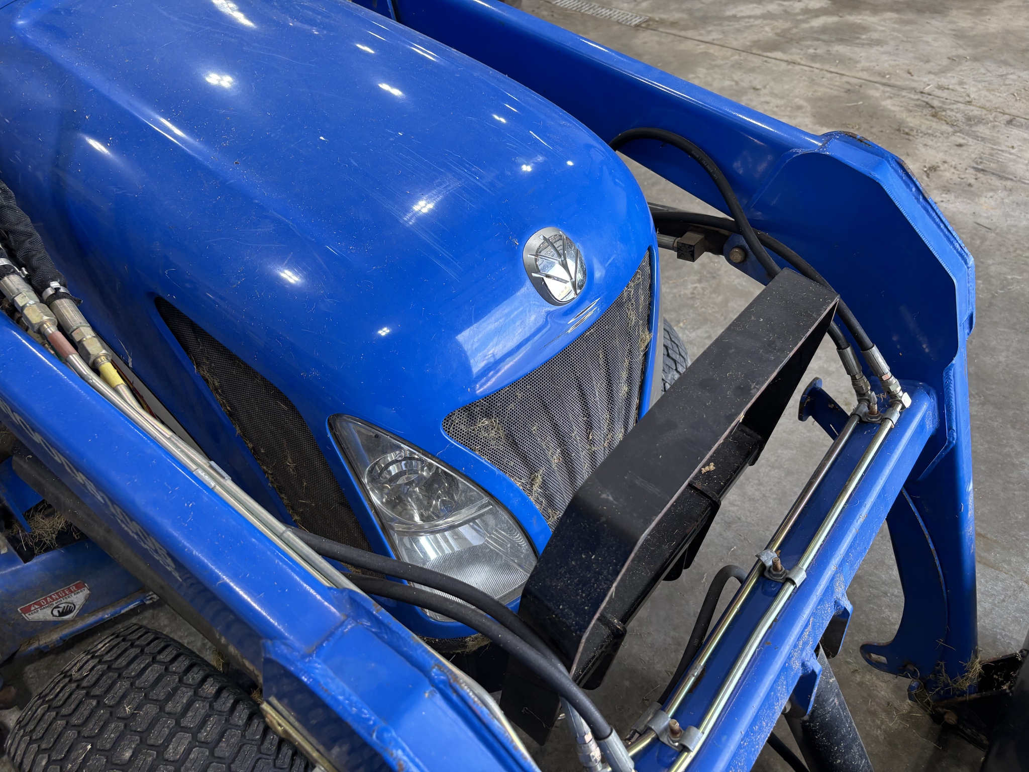 Used 2006 New Holland TZ22DA Compact Utility Tractors at Koenig Equipment in Oxford, OH - PhotoXL21