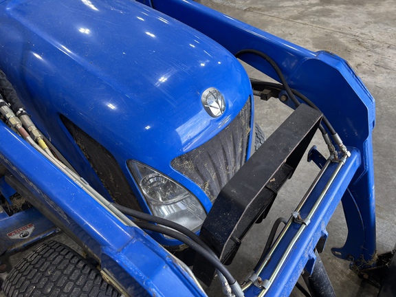Used 2006 New Holland TZ22DA Compact Utility Tractors at Koenig Equipment in Oxford, OH - Photo21
