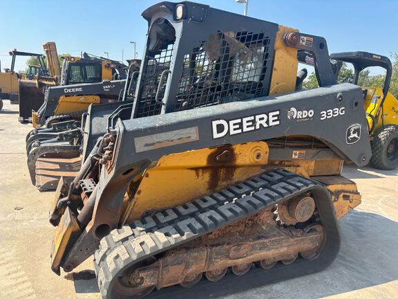 2017 John Deere 333G
