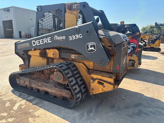 2017 John Deere 333G