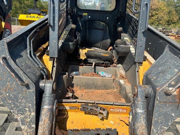 2017 John Deere 333G