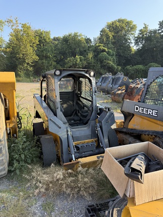 Photo of 2012 John Deere 318D