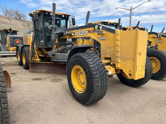 2018 John Deere 772G