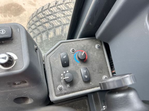 2018 John Deere 772G