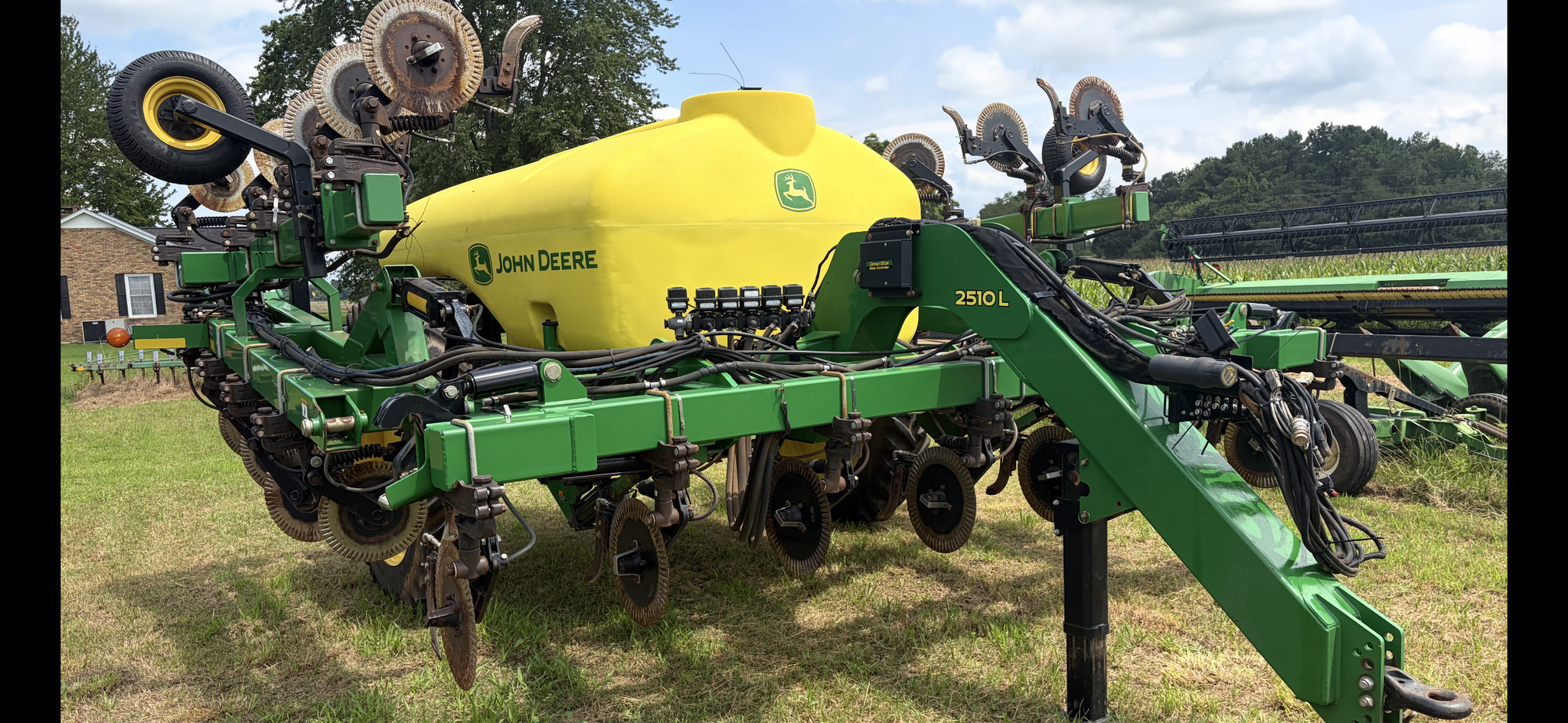 2018 John Deere 2510L