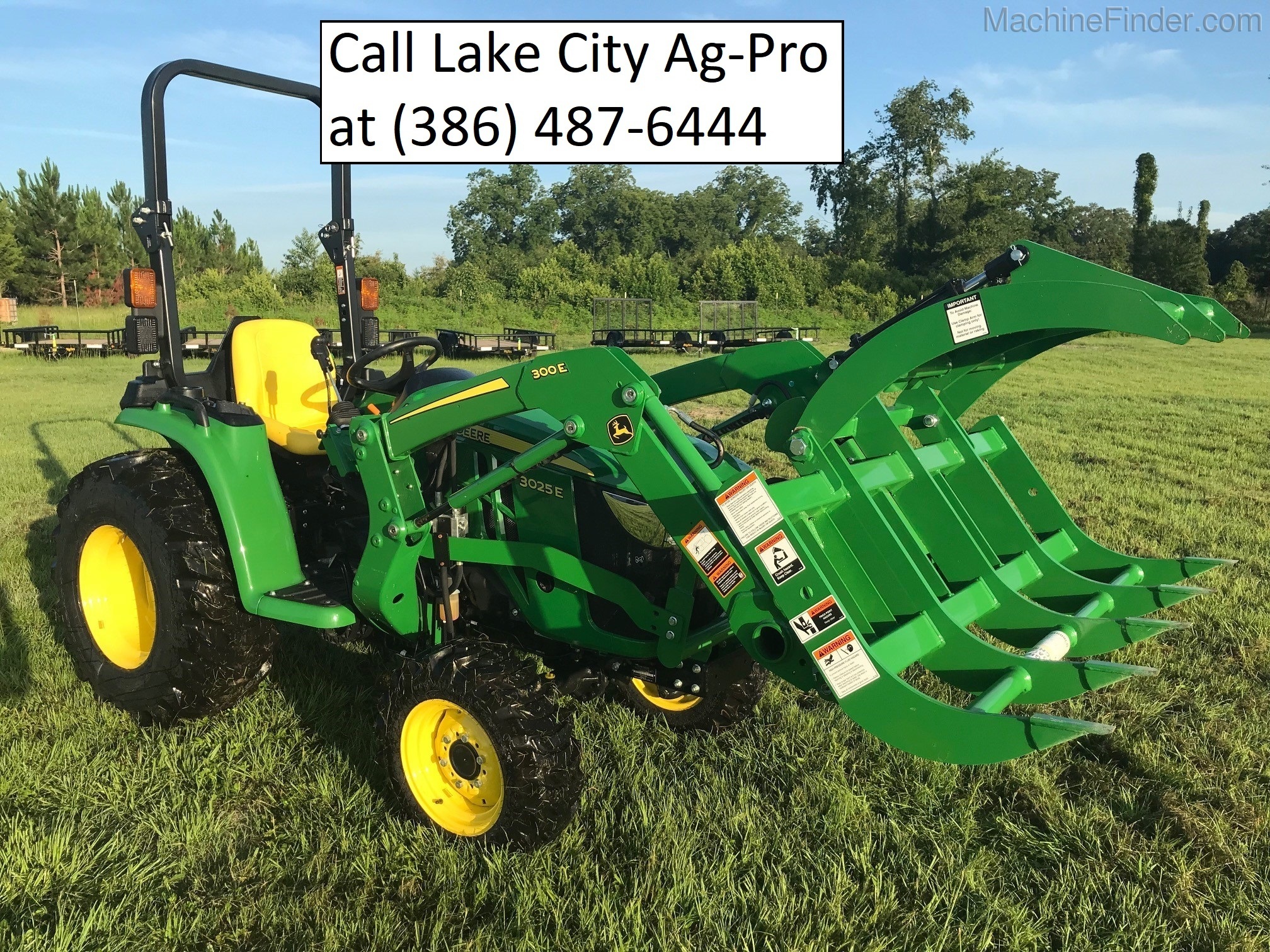 2020 John Deere 3025E Image 1