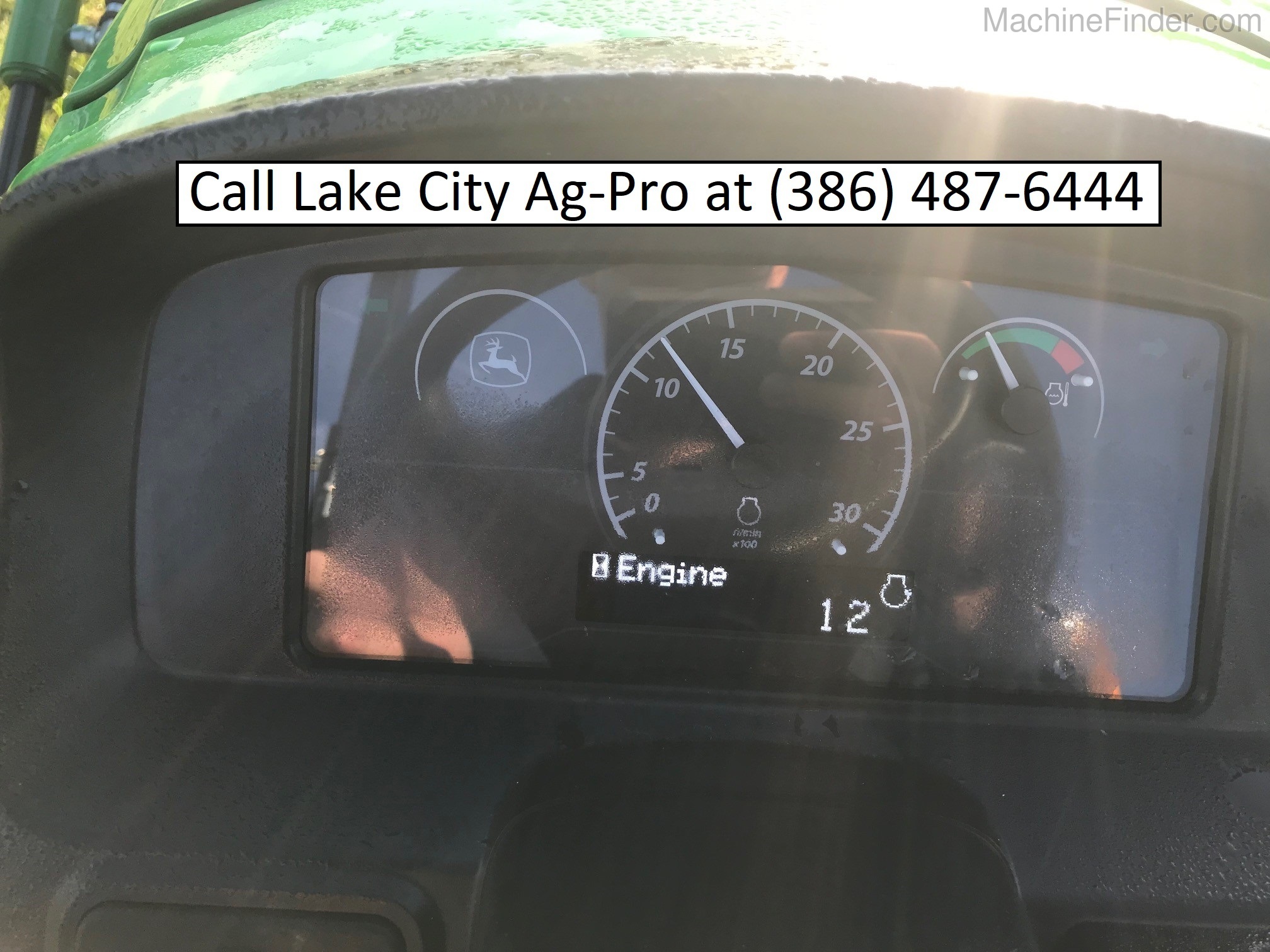 2020 John Deere 3025E Image 8