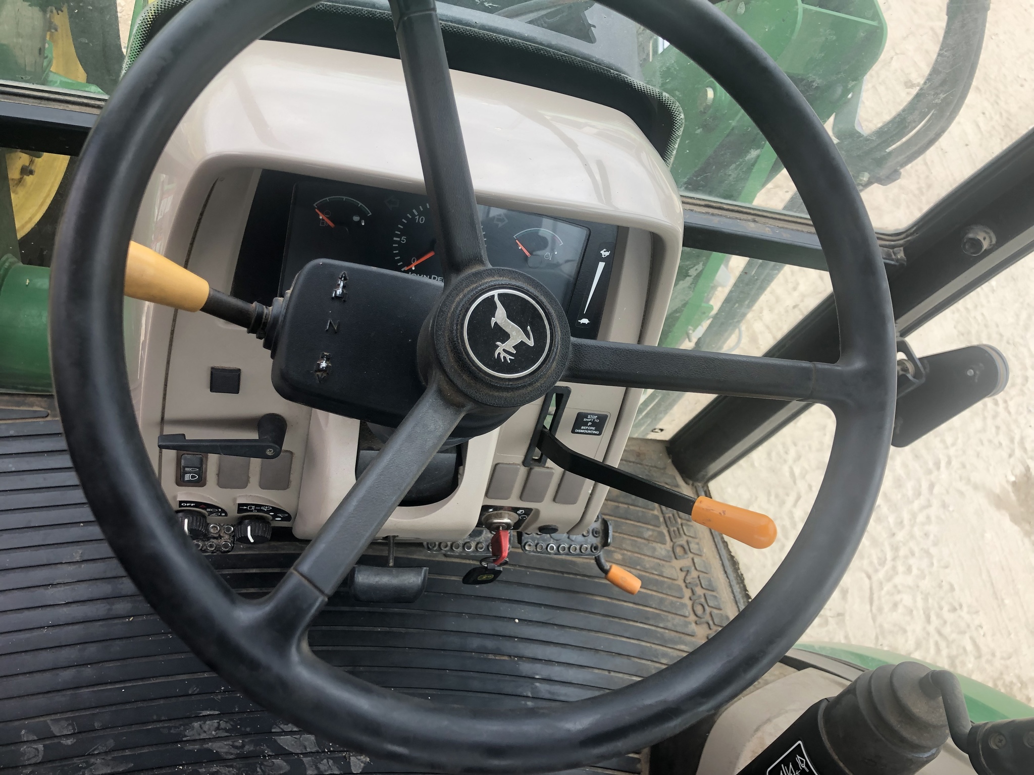2012 John Deere 5093E Image 7