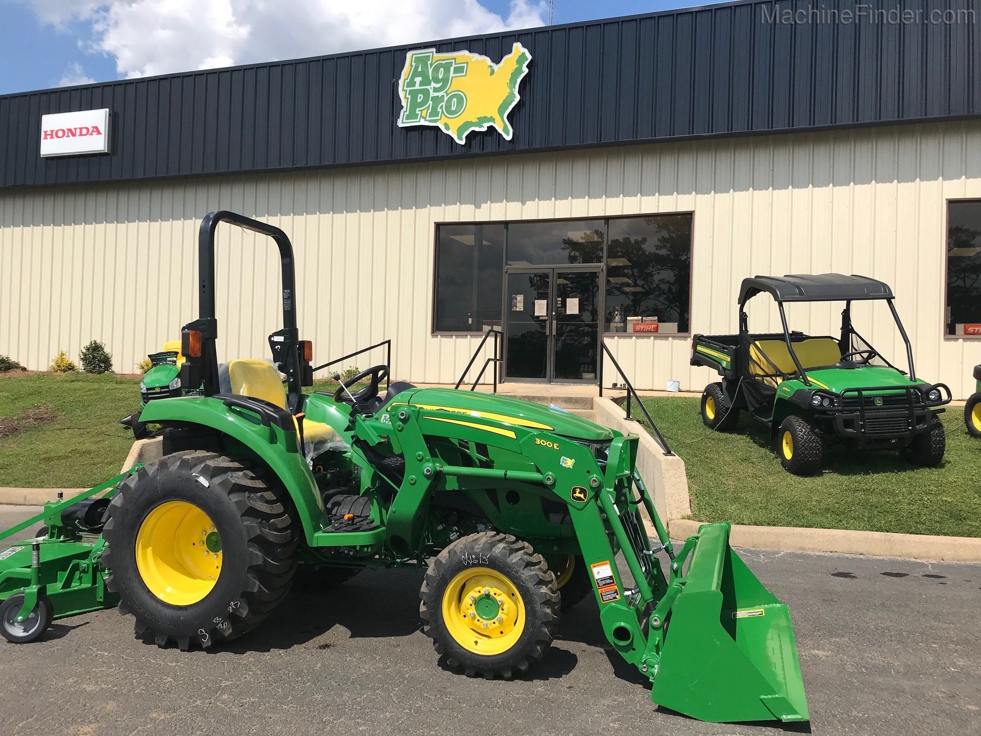 2021 John Deere 3025D Image 1