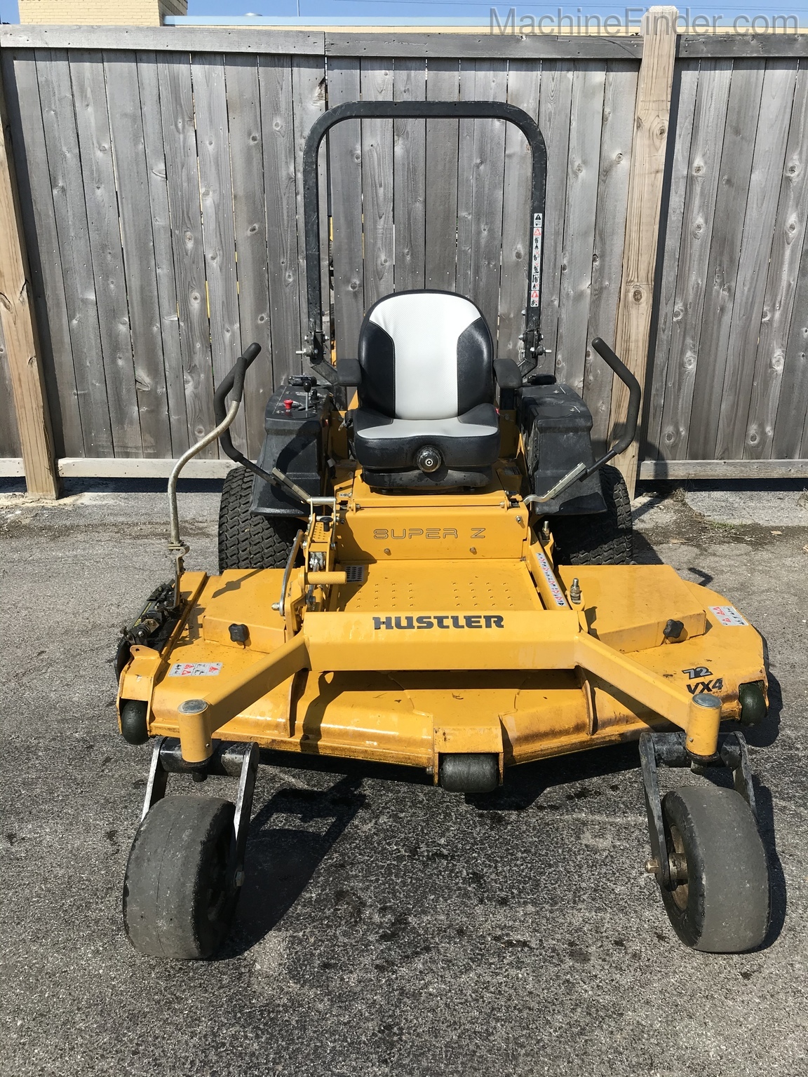 2019 Hustler SUPER Z Image 3