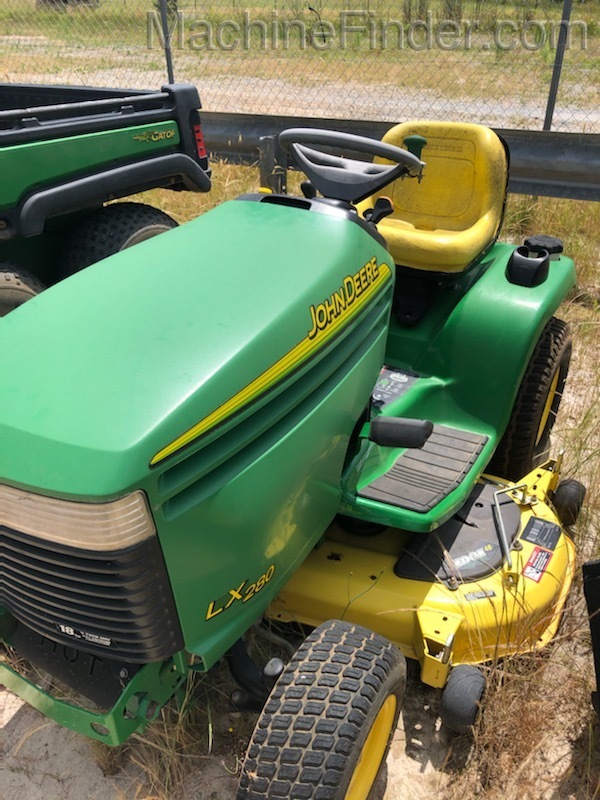 2004 John Deere LX280 Image 1