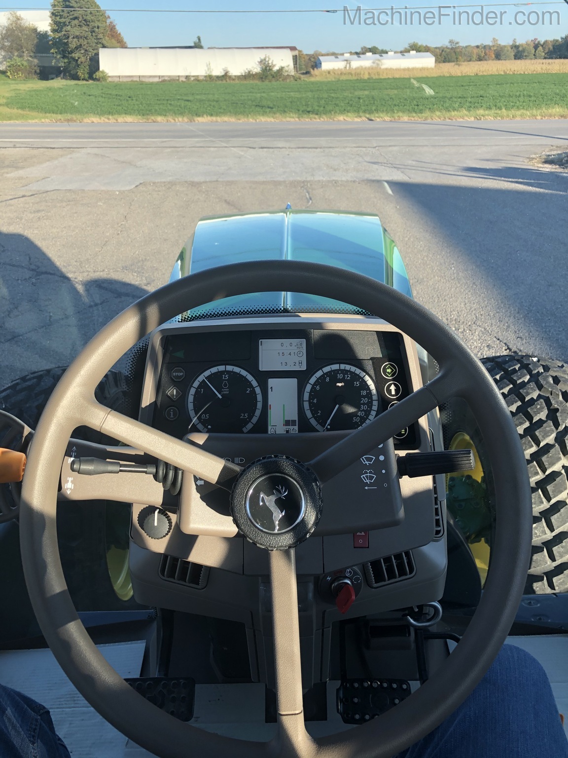 2018 John Deere 6110M Image 11