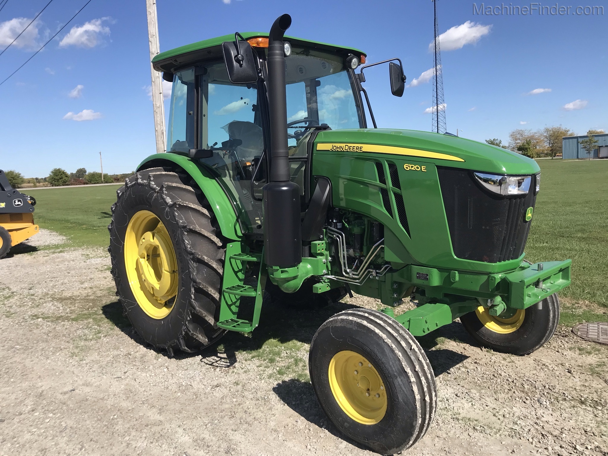 2020 John Deere 6120E Image 1