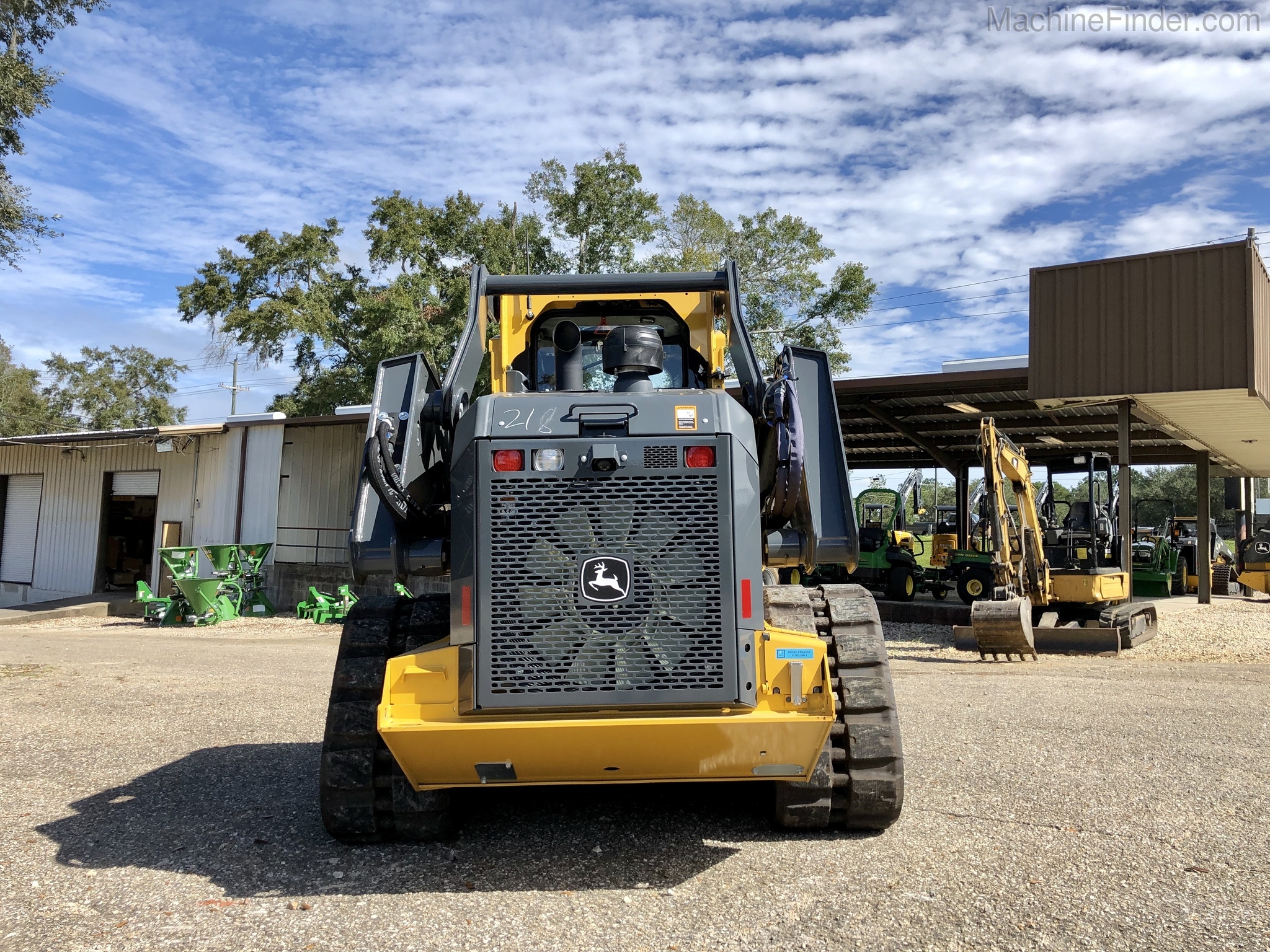 2020 John Deere 331G Image 5