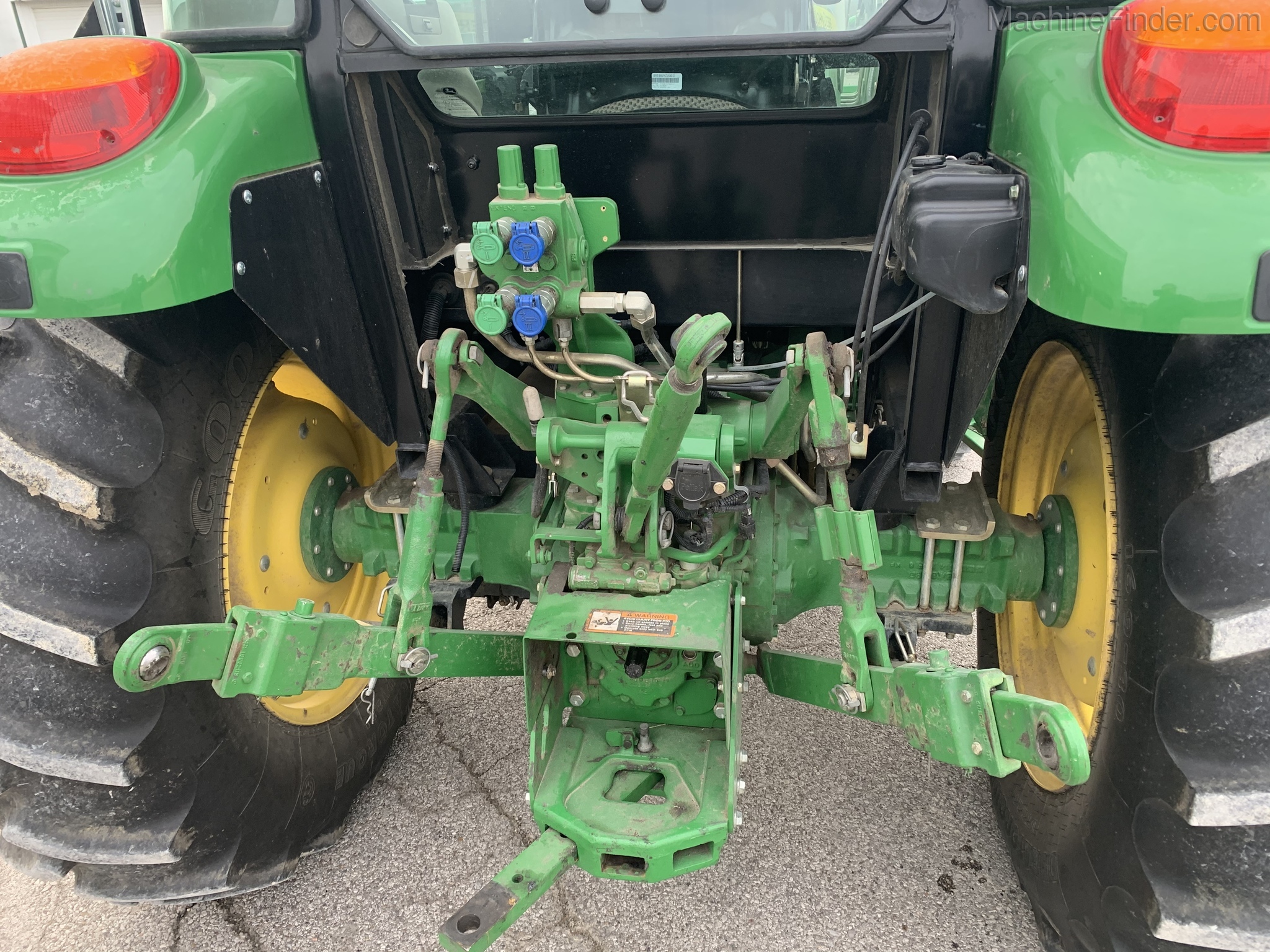 2014 John Deere 5085E Image 5