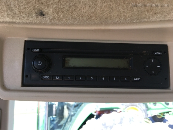 2013 John Deere 6130D Image 6