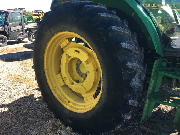 2013 John Deere 6130D Image 12