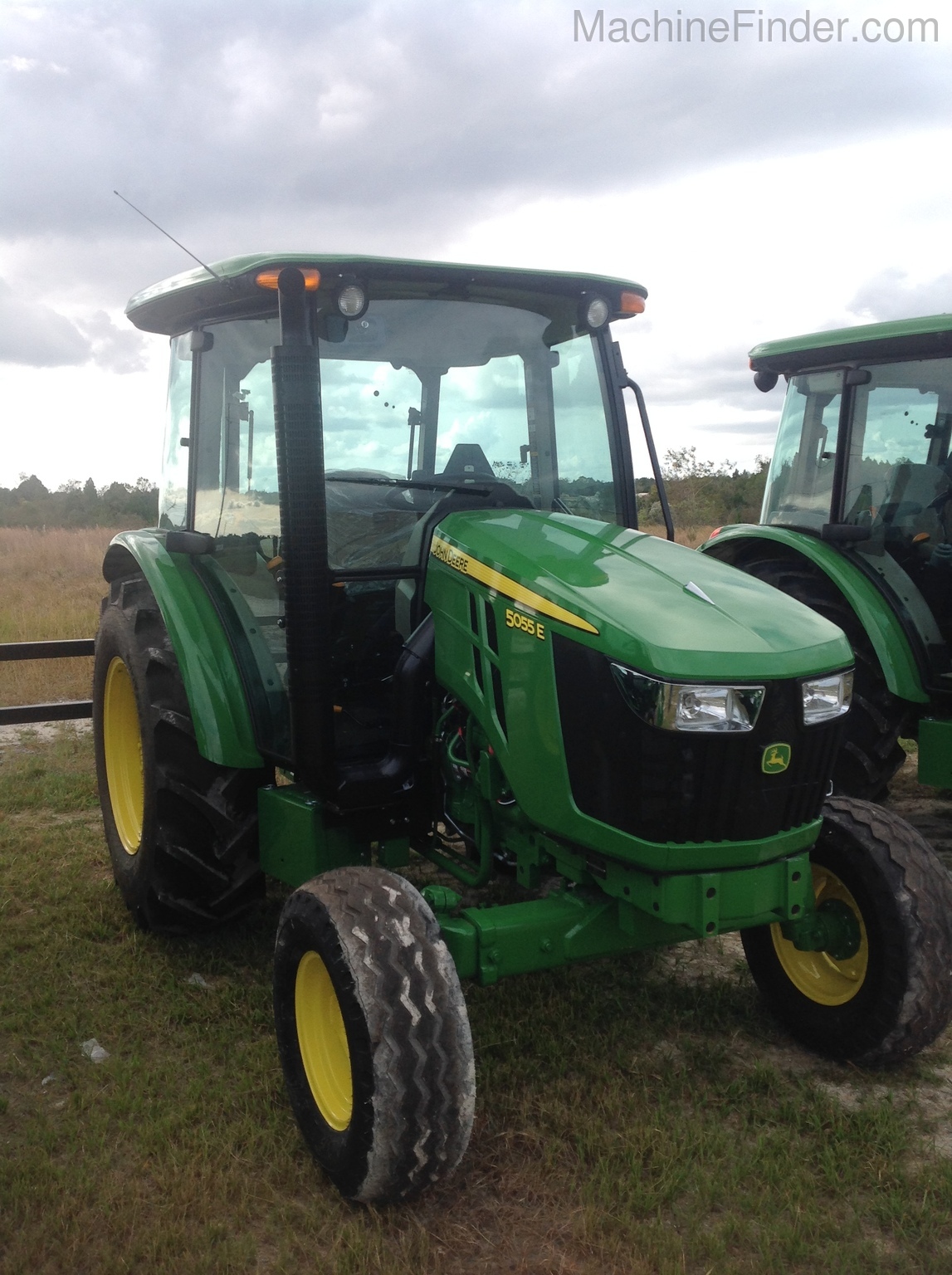 2020 John Deere 5055E Image 1