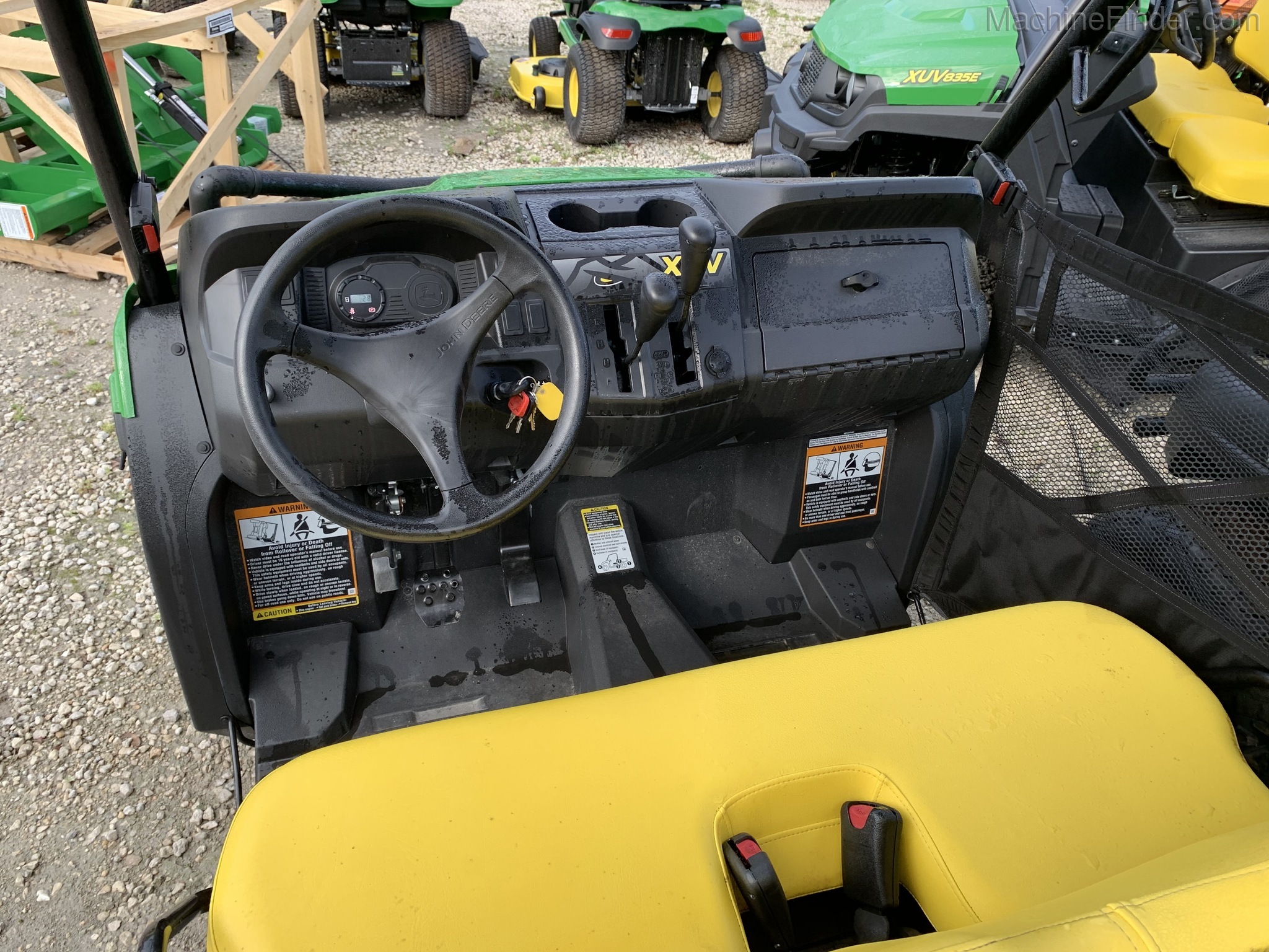 2021 John Deere 560E Image 3