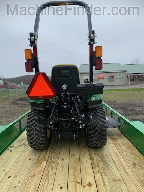 2020 John Deere 1023E Image 5