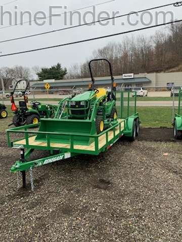 2020 John Deere 1023E Image 2