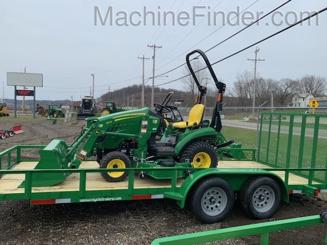 2020 John Deere 1023E Image 1