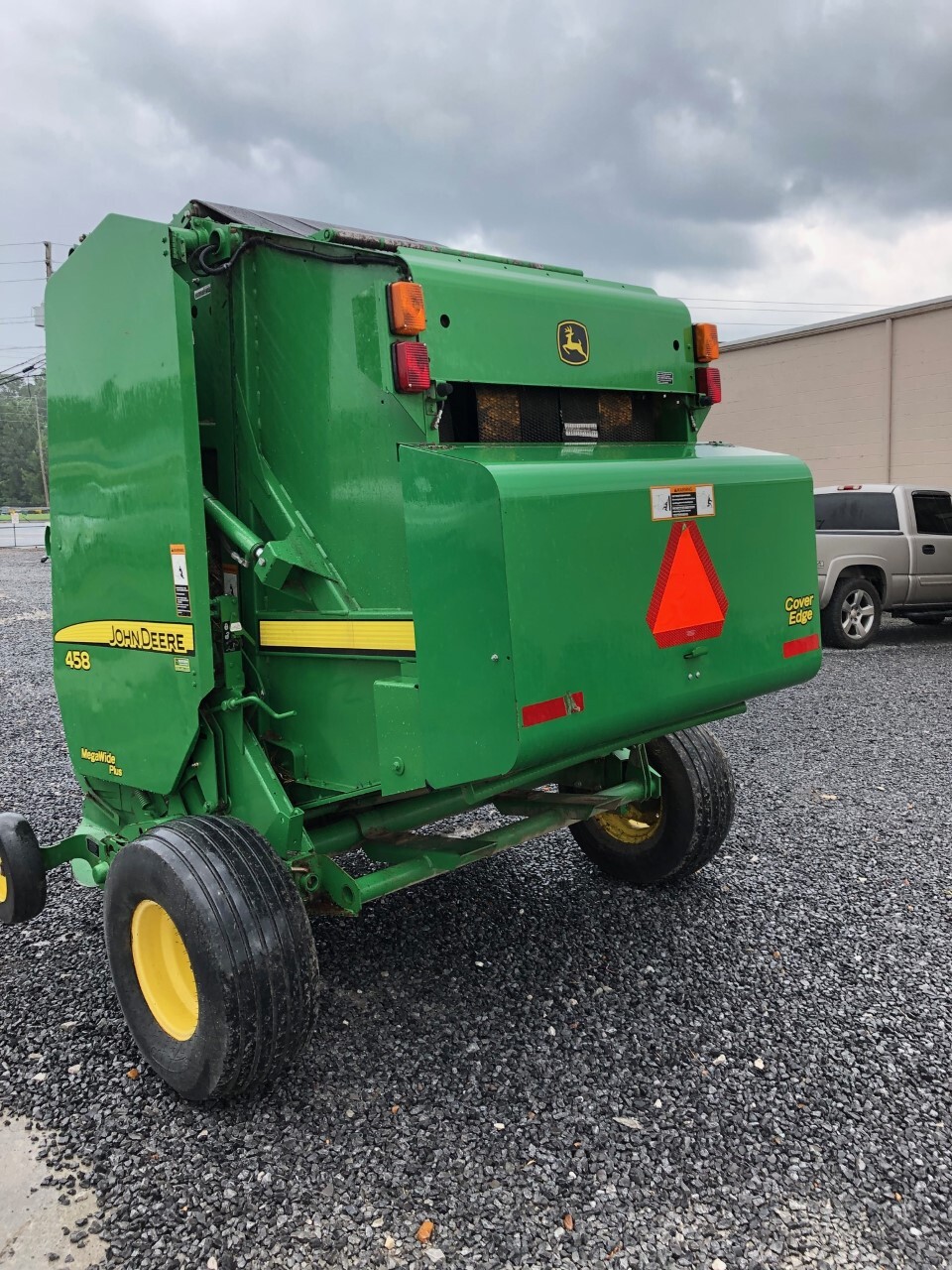 2011 John Deere 458 Image 3