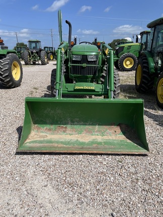 2015 John Deere 5065E Image 2