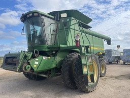 Combine For Sale 2005 John Deere 9860 STS 