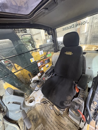 Photo of a 2023 John Deere 135P