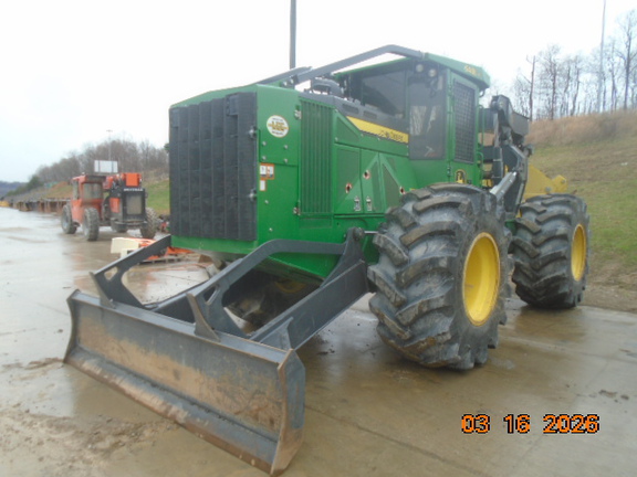 2023 John Deere 648L2
