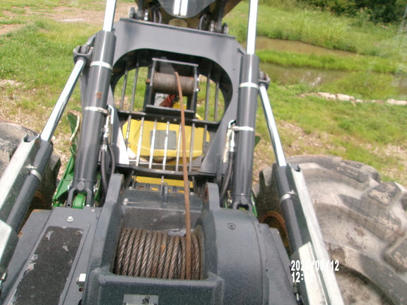 2023 John Deere 648L2