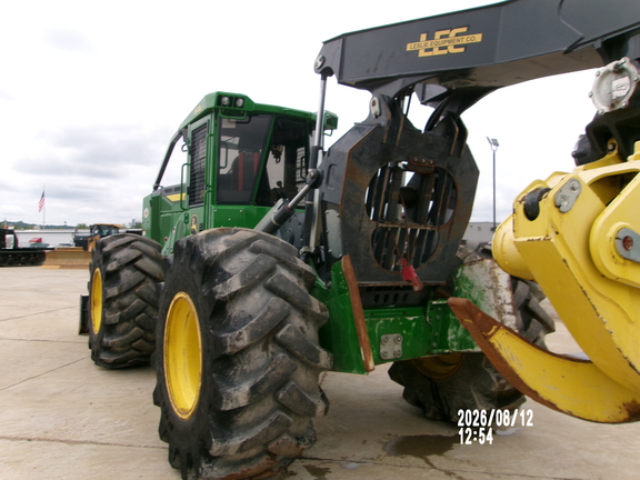 2023 John Deere 648L2