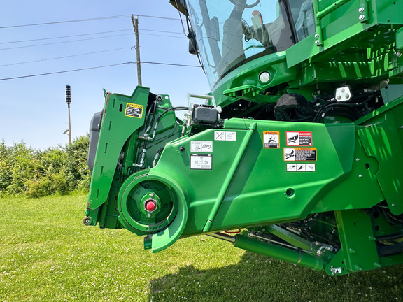 2022 John-Deere S770