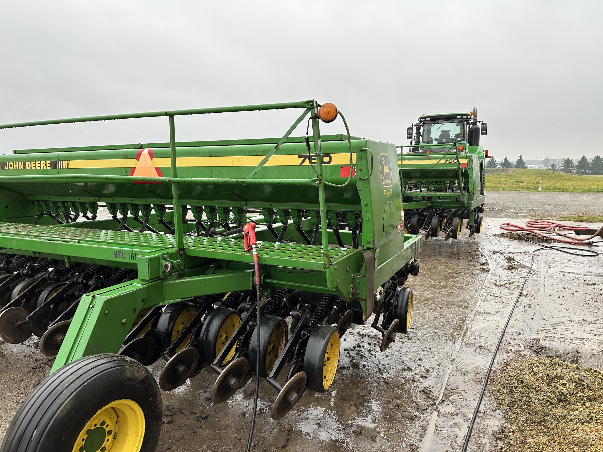 1990 John Deere 750 Image 7