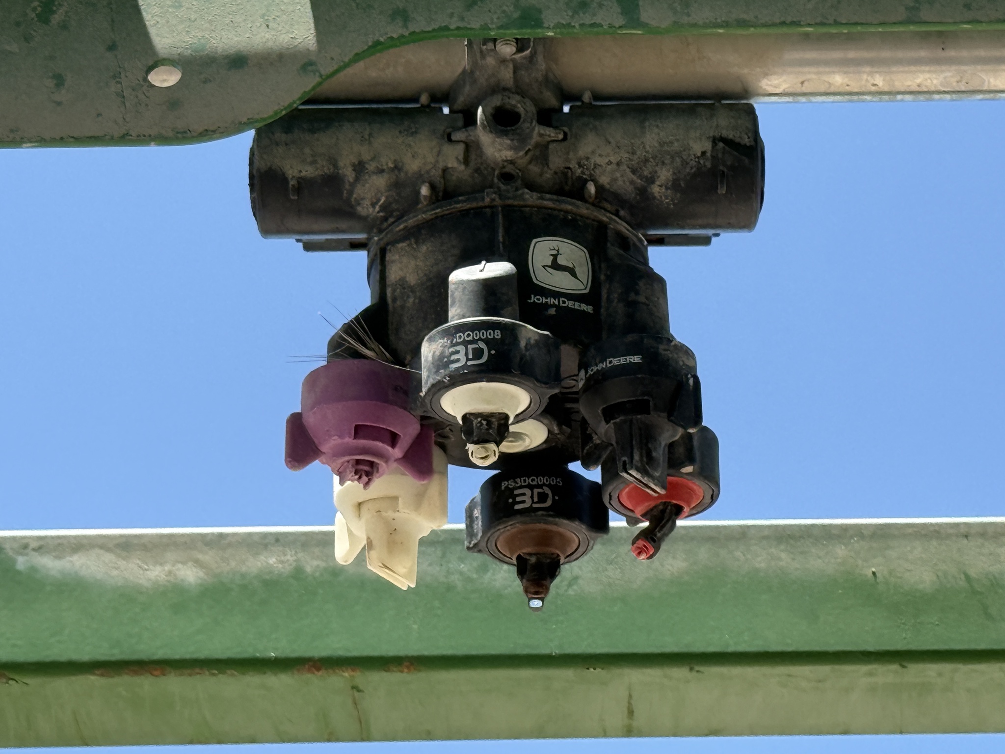 2020 John Deere R4044 Image 44