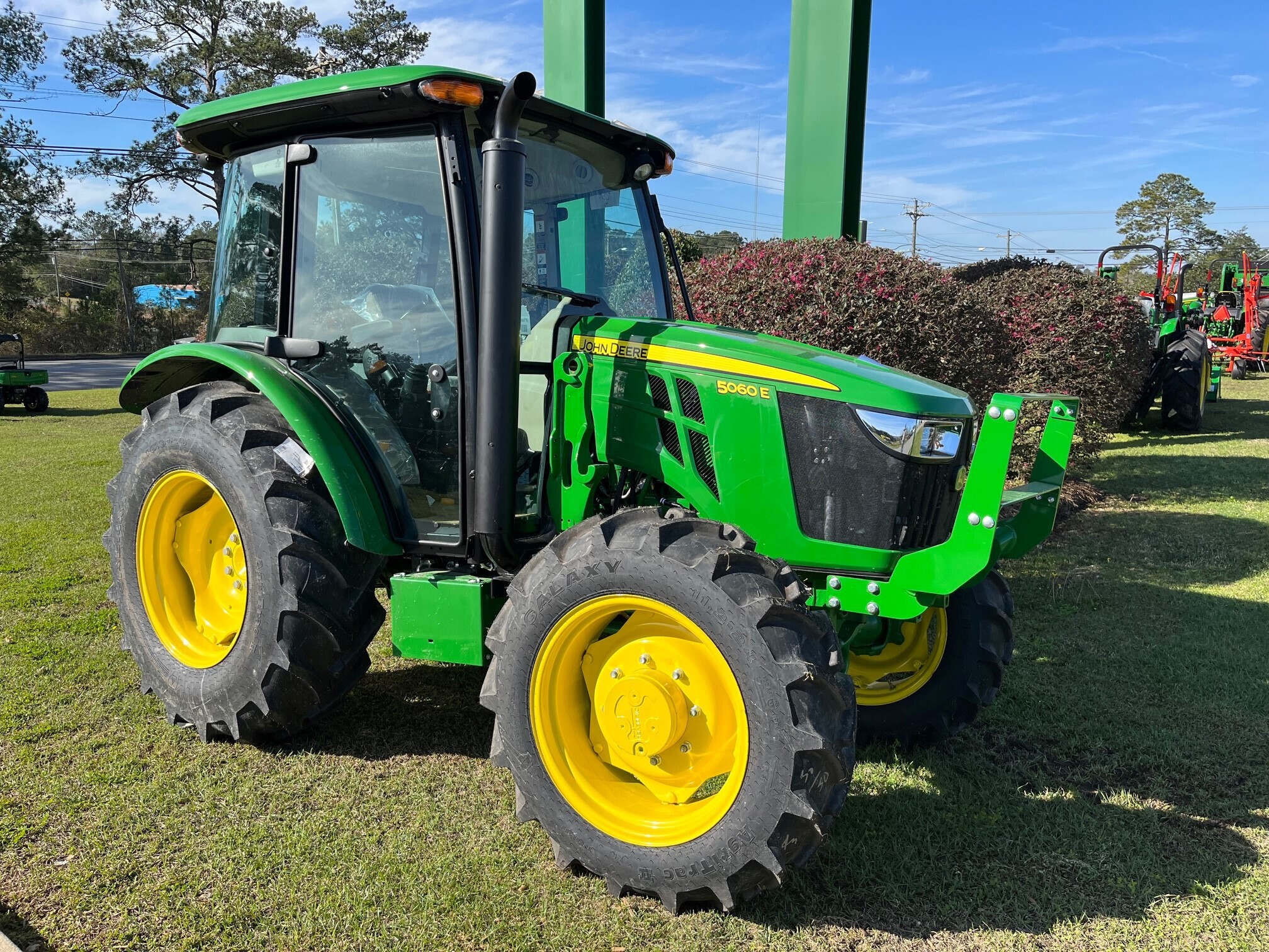 2025 John Deere 5060E Image 1