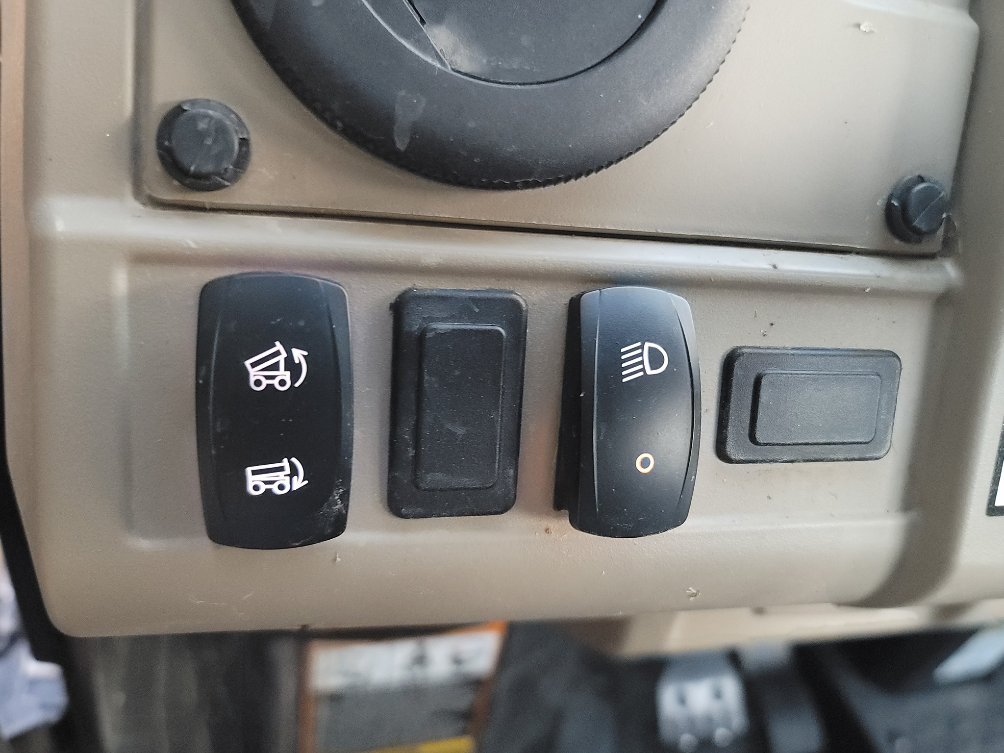 2022 John Deere XUV 835R Image 24