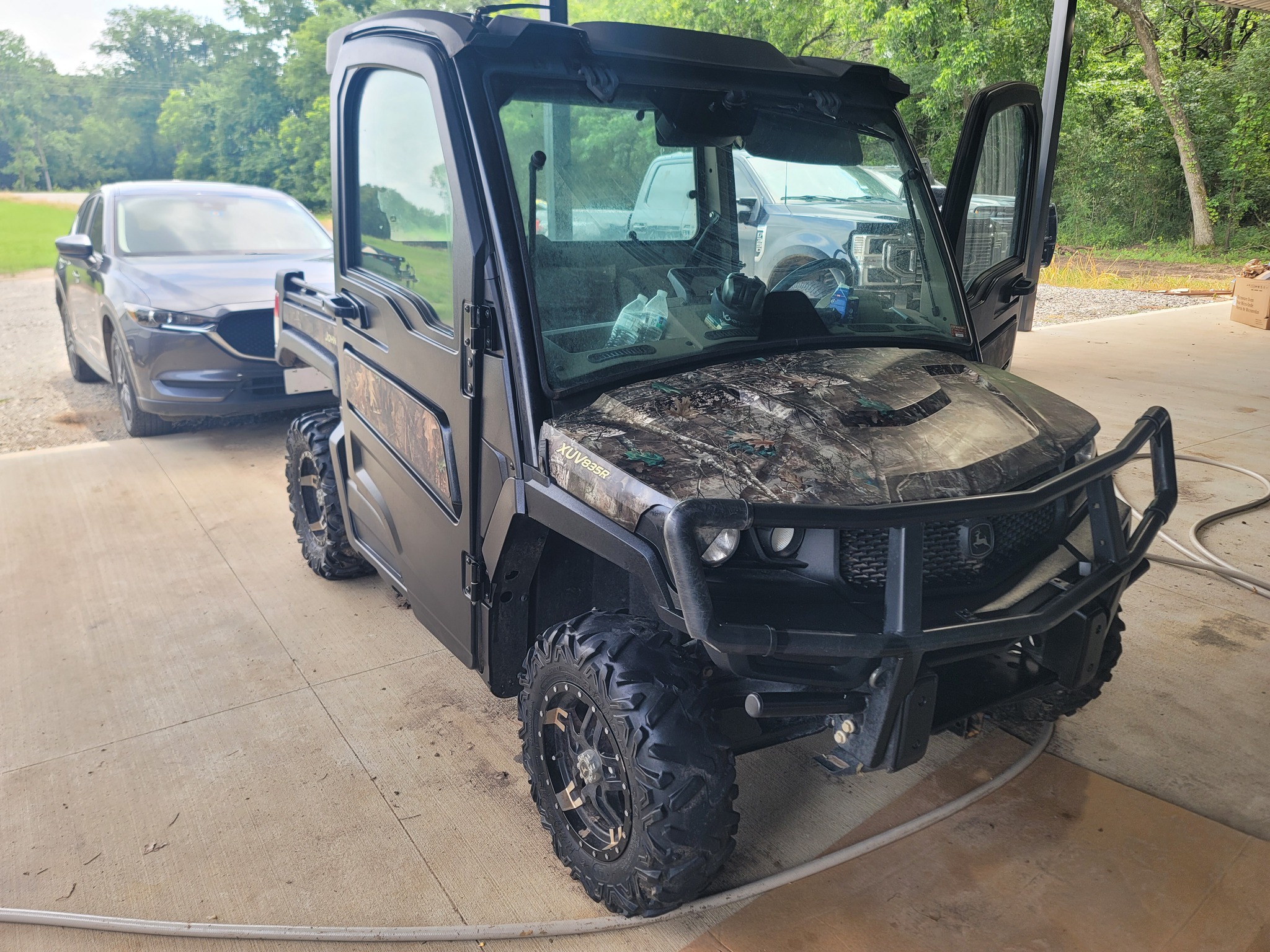 2022 John Deere XUV 835R Image 14