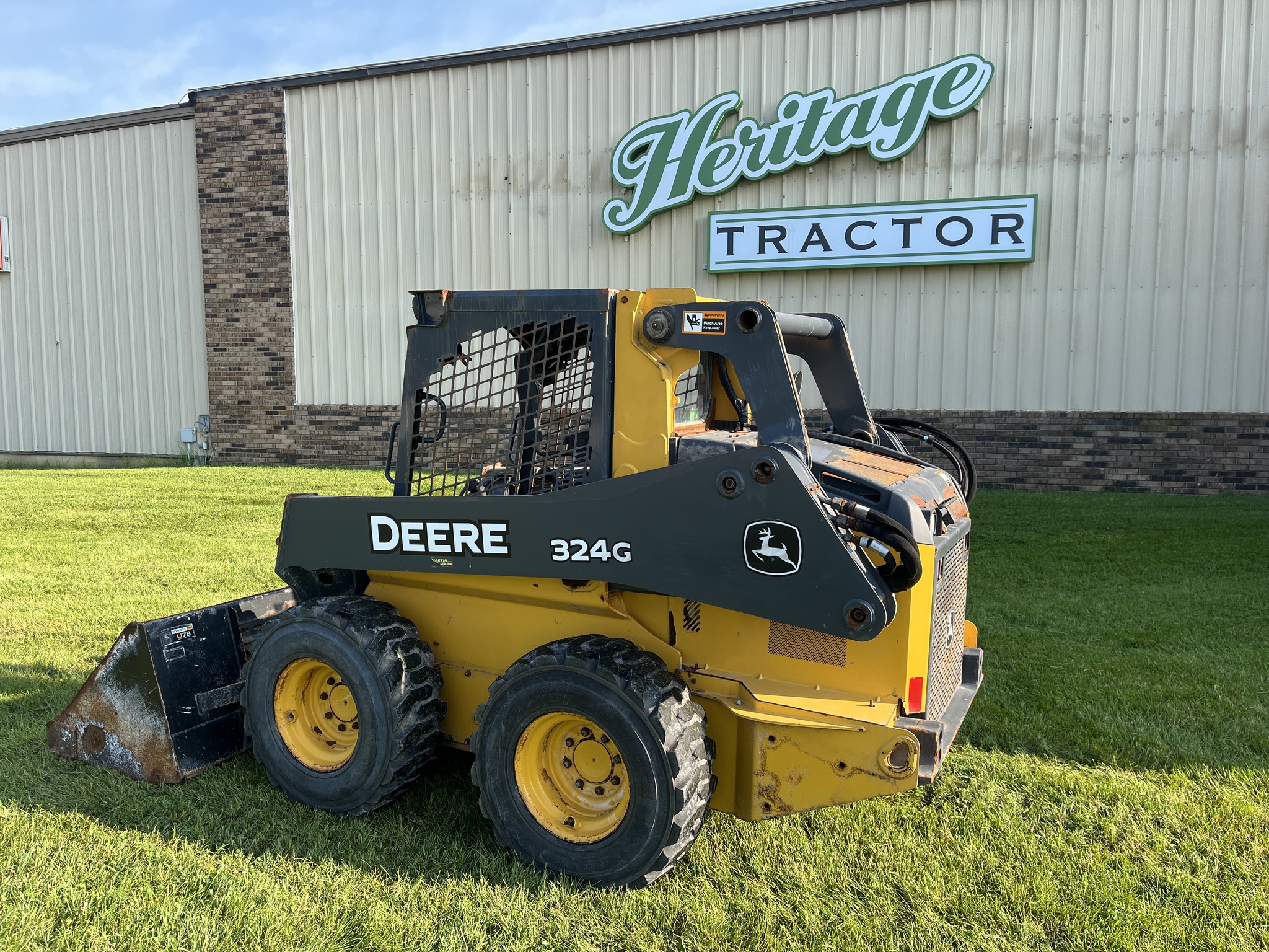  2019 John Deere 324G at Heritage Tractor in Geneseo, IL