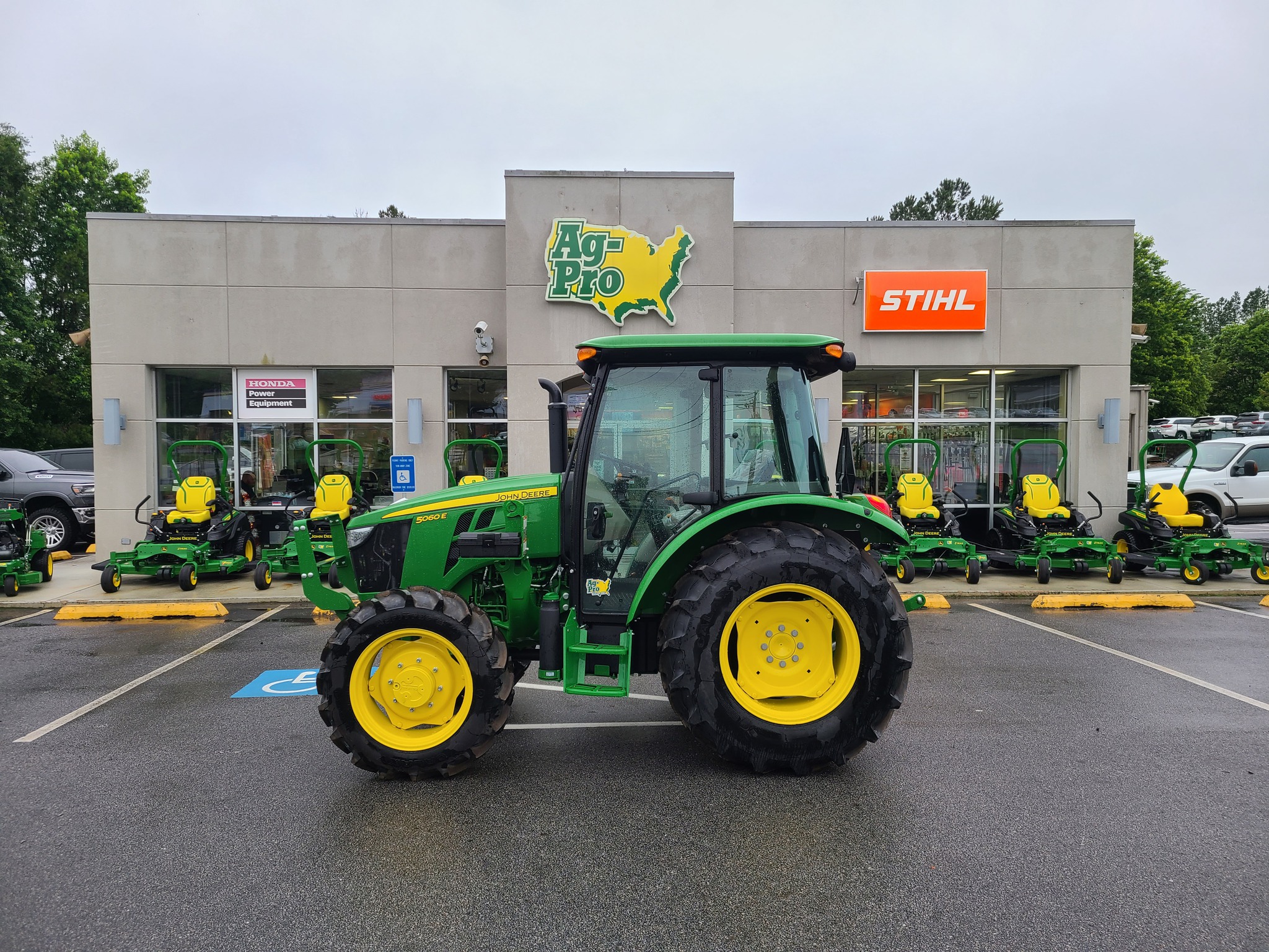2024 John Deere 5060E Image 4