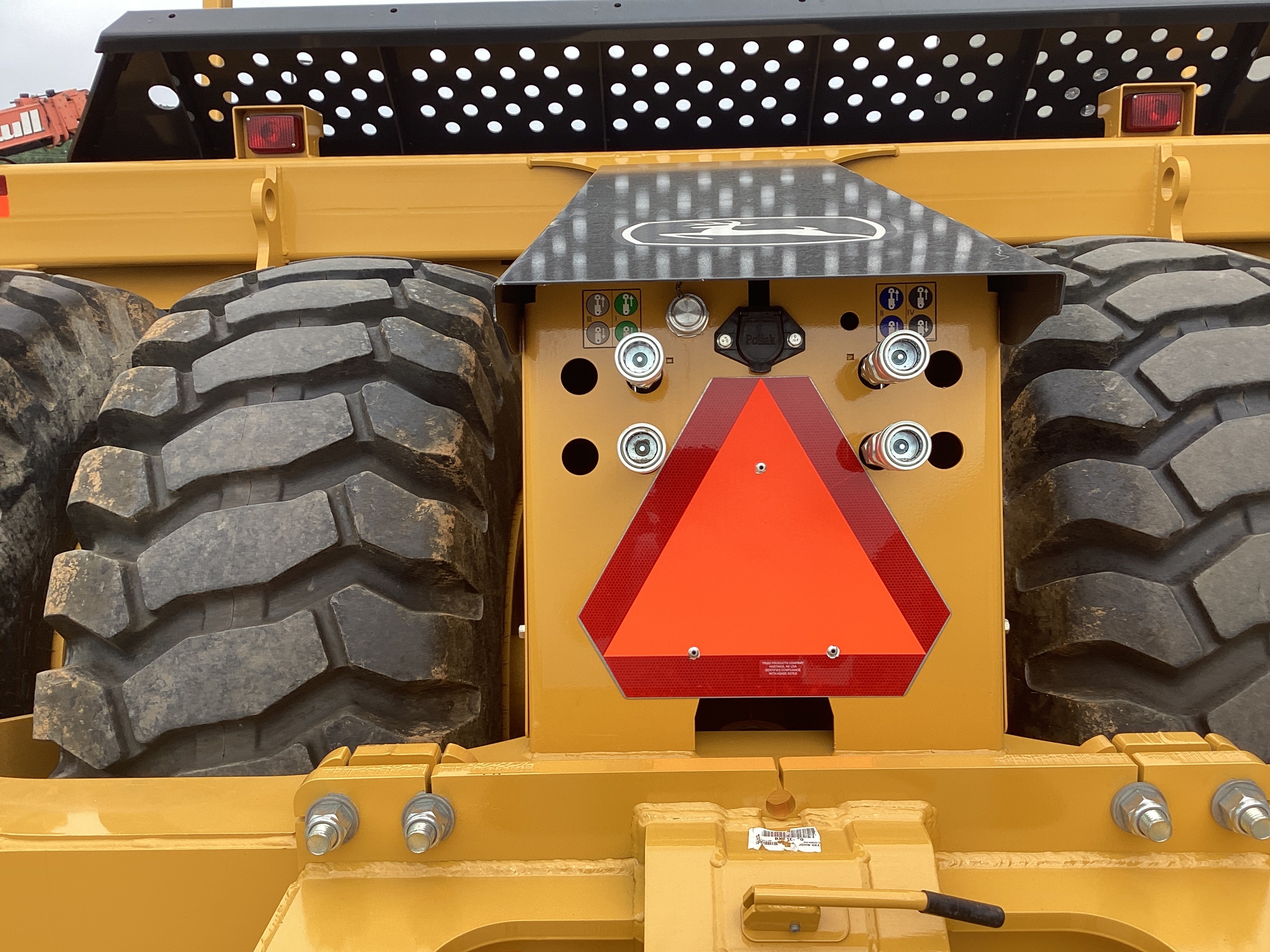 2024 John Deere 2412DE Image 13