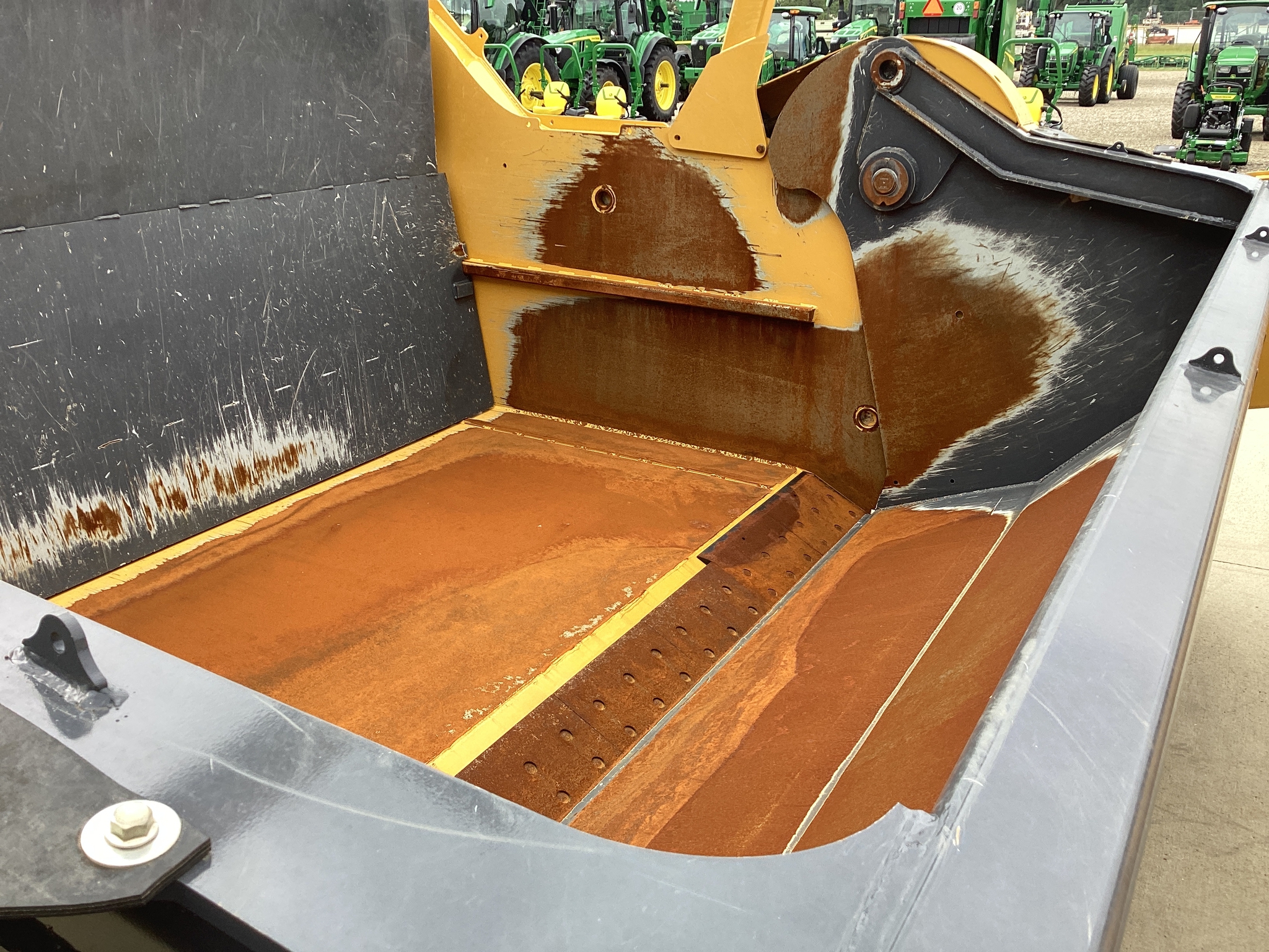 2024 John Deere 2412DE Image 22